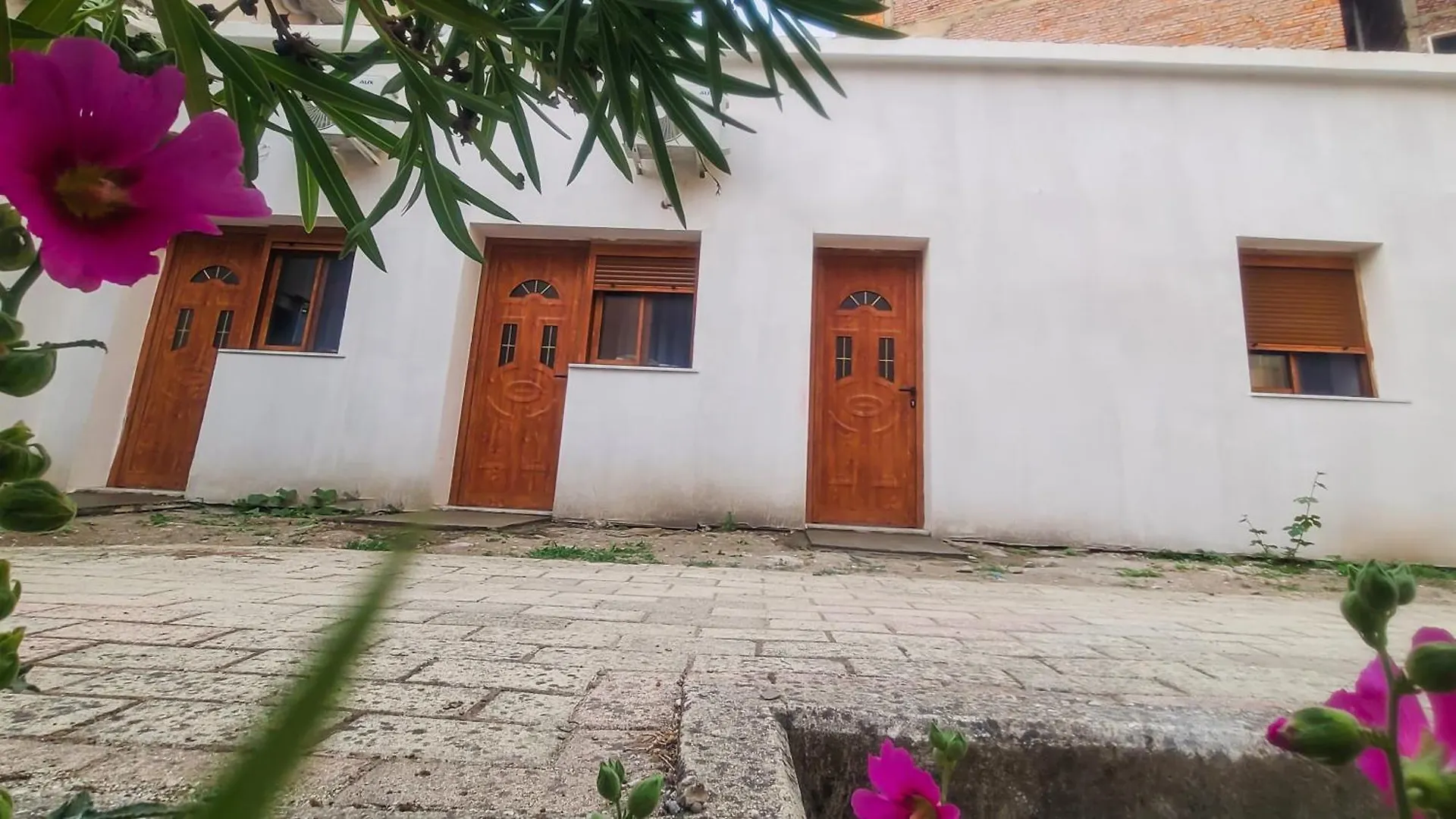 Eleonora Guest House Permet