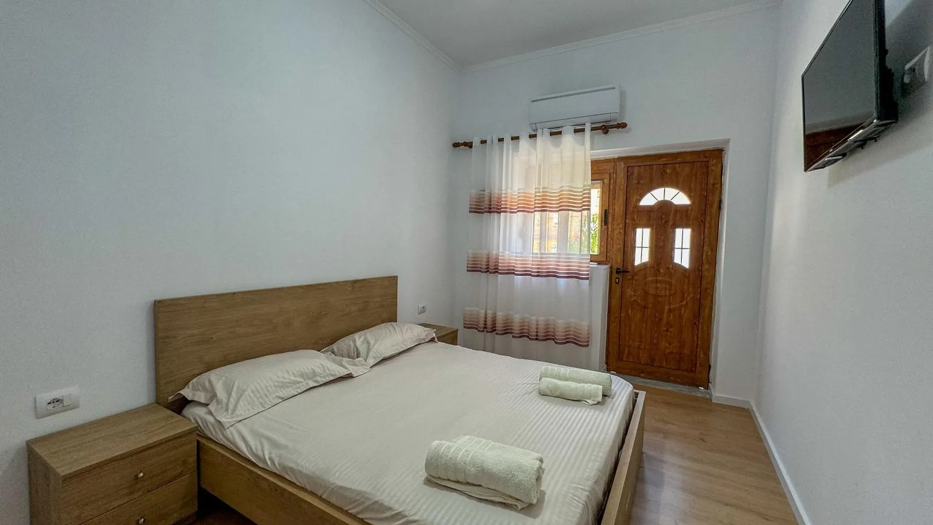 Eleonora Guest House Permet